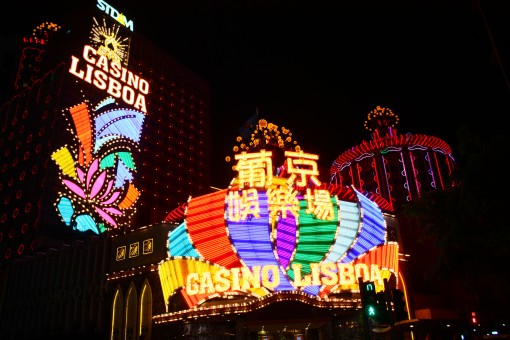 Qual o lucro de um cassino em Macau e Singapura?