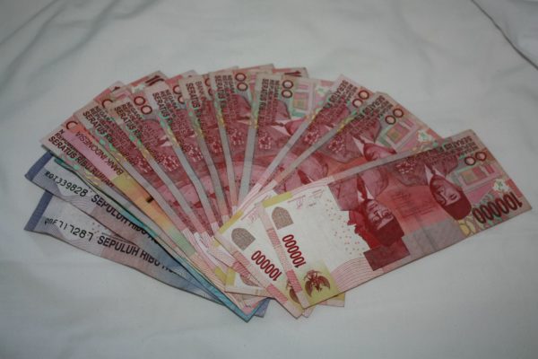 Cuidado ao trocar dinheiro em Bali
