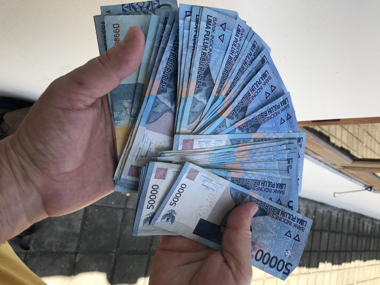 trocar dinheiro em Bali