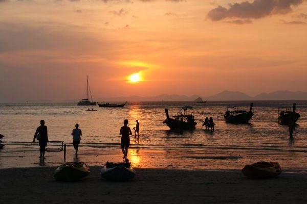 Railay Beach, Tailândia – vale a pena conhecer!